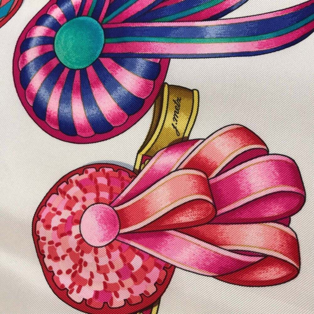HERMES White Silk Scarf - Picture 5 of 12